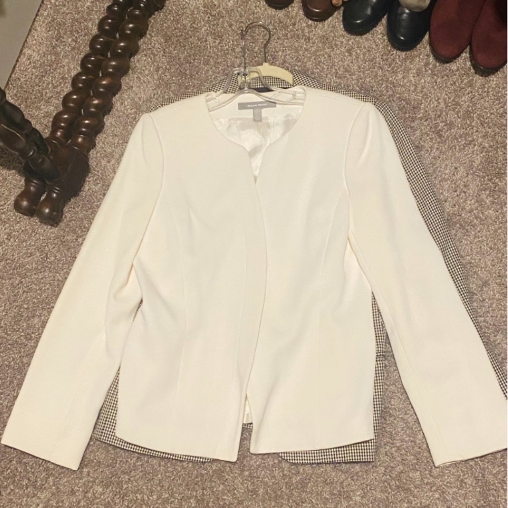 Ellen Tracy White Blazer